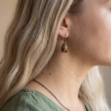 Redwood Drop Earrings - Gunmetal
