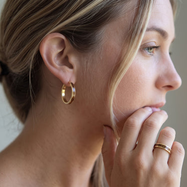Gum Burl Hoop Earrings - Yellow Gold